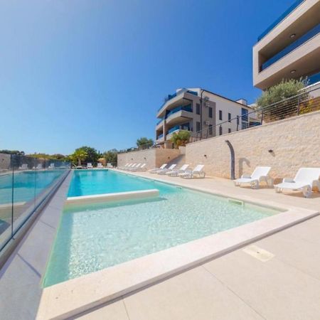 Apartamento Tirkiz Banjole Exterior foto