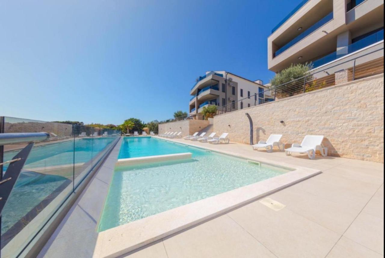 Apartamento Tirkiz Banjole Exterior foto